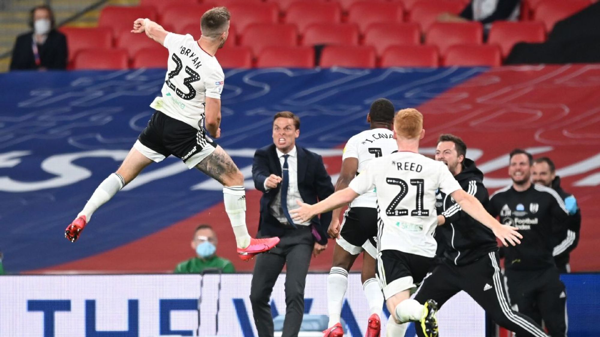 在三场比赛 在三场比赛