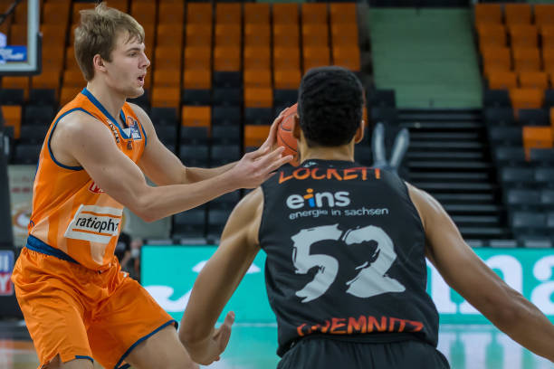 整体实力的 整体实力的